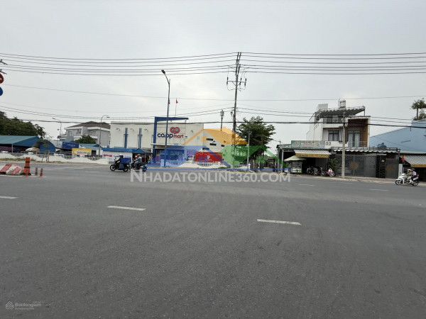 Bán nhà mặt tiền 13x45m giá 26,5 tỷ đường đặng thúc vịnh