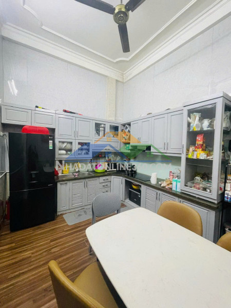 Bán nhà mặt phố phường hàng buồm, 40m2, 5 tầng, mặt tiền 3.5m, 36.8 tỷ, kinh doanh đỉnh