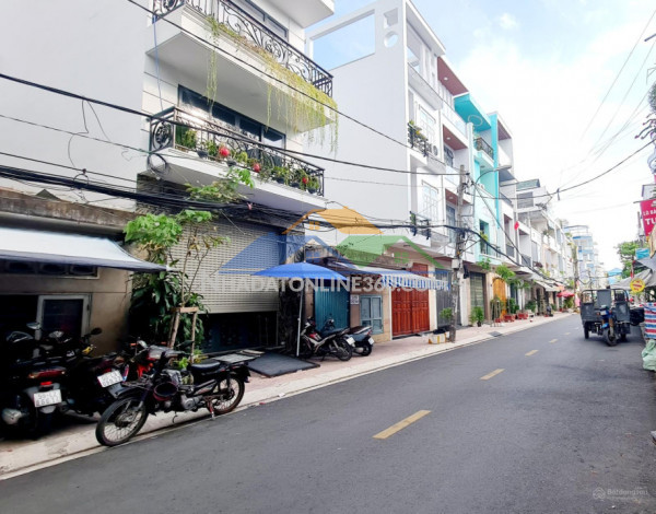 Bán nhà dưới 6 tỷ 12x15m không có căn thứ 2 181m² gần bến xe quận 8