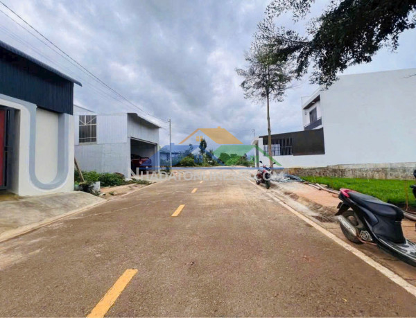 Bán 131m2 đất thổ cư thôn nghĩa hiệp xã liên hiệp  đức trọng lâm đồng 1,4 tỷ