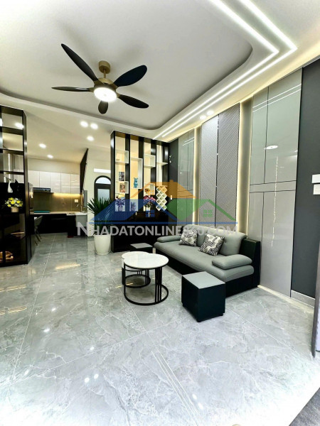 Bán nhà hxh ấp bắc, phường 13 tân bình (4*15) 5 tầng khu nhà ga t3