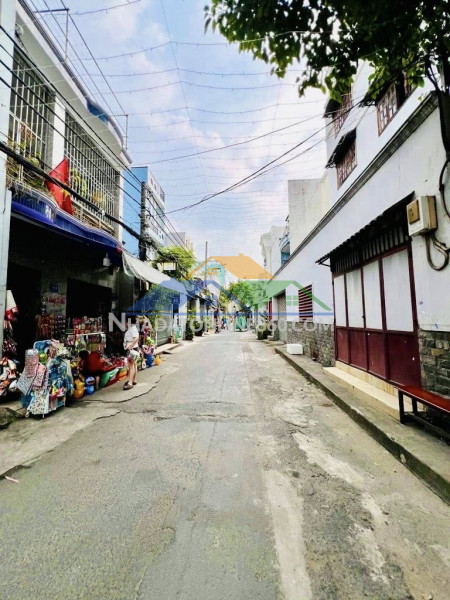 Mặt tiền giá hẻm – ngay gò dầu – 3 phút aeon – chợ tân hương – 2 tầng 95m chỉ 9 tỷ