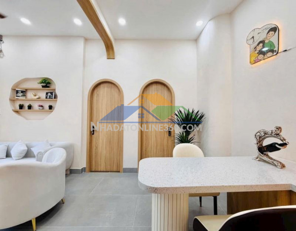 **bán nhà mt đường ba vân** phường 14 tân bình; 4x14m nhà 3 tầng