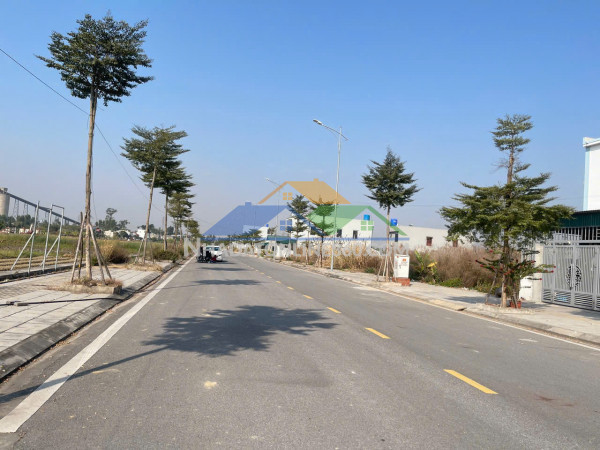 Cần bán lô đất có vị trí đẹp tại khu tái định cư vĩnh tuy 2 - p. mạo khê - đông triều - quảng ninh.