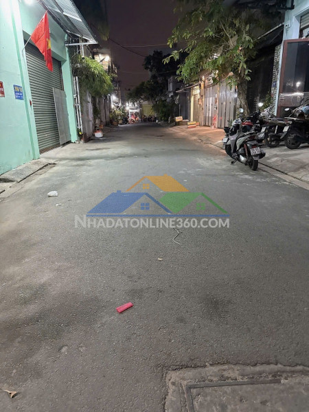 Lê văn quới khu vip nhà lầu-ngay ngã tư 4 xã hẻm xe hơi đỗ cửa 56m2,2tầng  5 tỷ