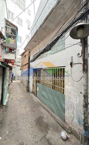 Nhà cấp 4 trệt, lầu, nở hậu hẻm làng ốc dương bá trạc p1q8. giá 3,58 tỷ bớt lộc