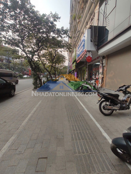 Mặt phố đào tấn - tòa văn phòng - 160m2 - 5 tầng - mt 6.5m - giá 122 tỷ - hàng xóm lotte - mặt phố vip - vỉa hè đá bóng - đường hai chiều