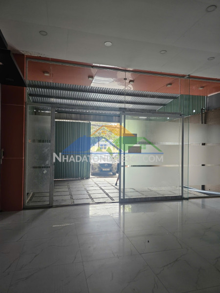 Mặt tiền nguyễn hữu thọ 115m2, ngang 5m, đang cho thuê, giá 14,2 tỷ