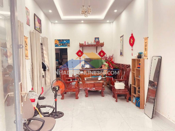 Bán nhà tăng nhơn phú b,  quận 9 , 63m2  , ngang 5m giá chỉ  4 tỷ...