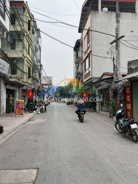 Cần bán 47 m2 đất trâu quỳ - gia lâm, giá 6.98 tỷ, lh 0985865658