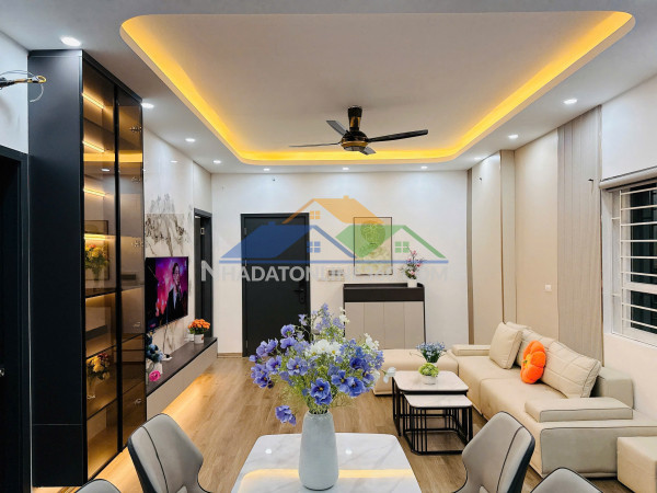 Bán căn hộ 1816 hh03a căn góc view hồ thiên nga, hướng đông nam...