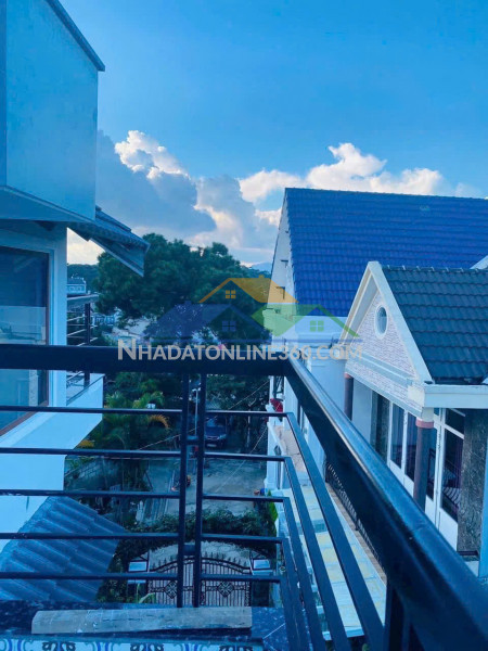 Cho thuê nhà xinh lê hồng phong phường 4 đà lạt giá 12 triệu