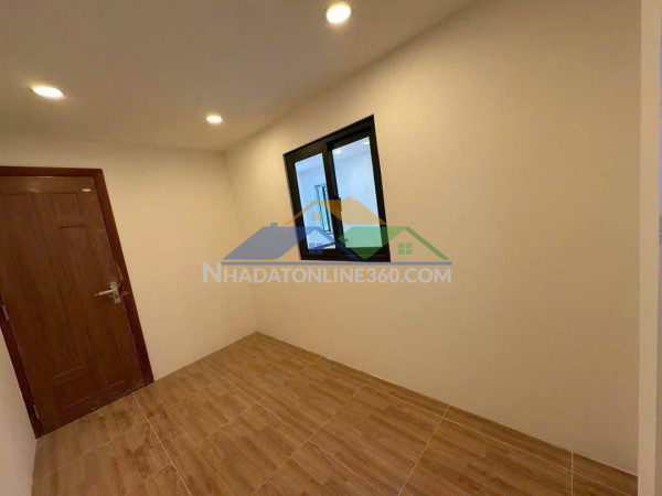 Nhà 2 tầng nở hậu hẻm 102 âu dương lân (p. chánh hưng). giá 7,7 tỷ tl