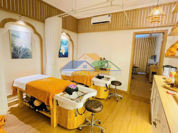 Cần sang nhượng nhà hàng tại khu vực trung tâm quận hoàn kiếm