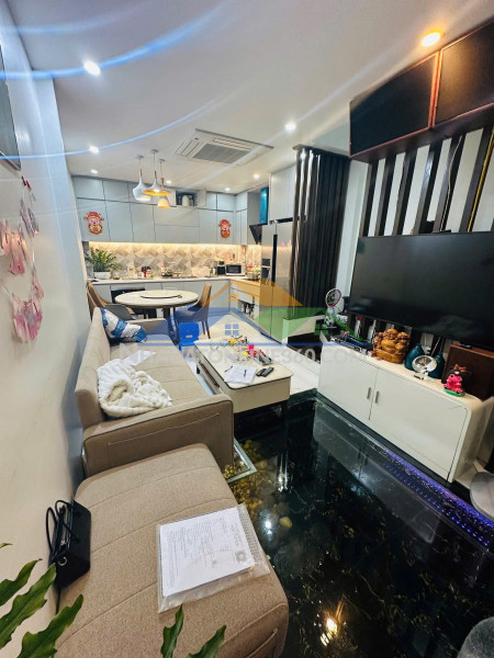 Pl  hoàng văn thái – nhà đẹp ở ngay  – gara 43m2 5 tầng giá 18 tỷ