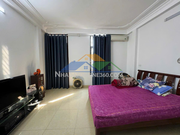 Hào nam ngõ thông - kinh doanh - dt  39m2 6 tầng mặt tiền 4.6m giá 14.3 tỷ