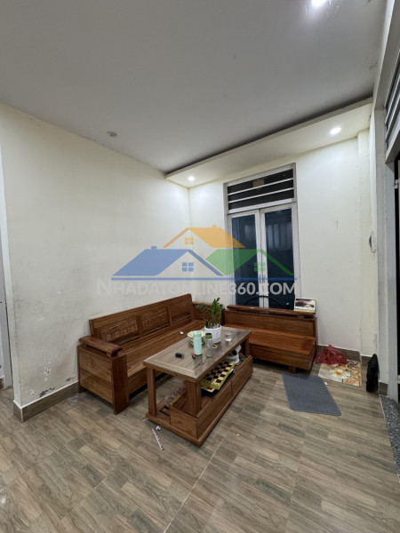 Bán nhà bình kỳ hòa quý ngang 12m 74m2 ô tô đỗ cửa giá 3.5 tỷ cực hiếm