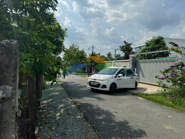 Chính chủ bán nhà vườn 300m2 mặt tiền đường lê minh xuân, xã nhơn thạnh trung, tp. tân an, long an