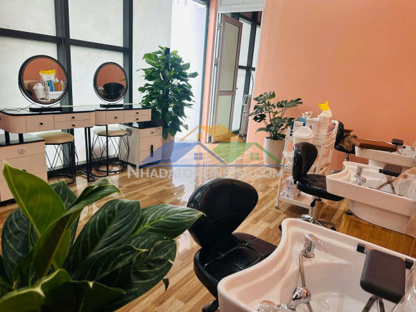 Sang nhượng spa chăm sóc da, gội đầu, nail mi