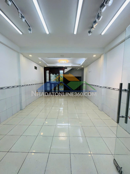 Cho thuê nguyên căn, mt hưng phú, 63m2, mặt bằng + 3pn, 15tr