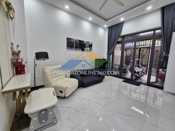 Bán nhà đườg số 8, phường linh xuân, thủ đức, tp hcm. dt 92m2, 3 tầng, giá 7.7 tỷ, sổ hồng - 0933125879