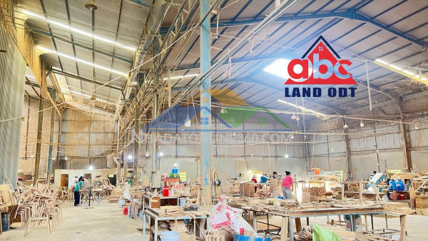 Cho thuê xưởng ưu tiên sx cnc , cn phụ trợ tại p hố nai. 1500m2. trống xưởng