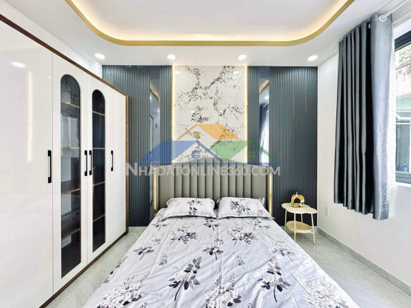 Hiếm!phân lô huy du,oto tránh,kinh doanh,gara,thang máy,dt:50mx7t,mt:5m,15ty