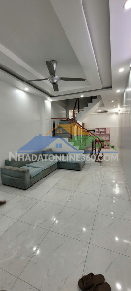 Bán nhà 3 tầng gần đường bùi viện – sổ đỏ chính chủ – vị trí đẹp