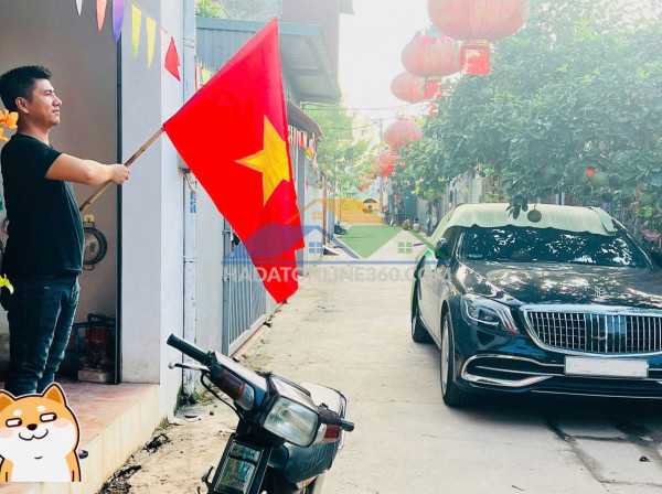 Chính chủ bán đất đẹp 97m2, mt 5m - vị trí đắc địa tại ngọc thuỵ, long biên - giá 17.8 tỷ