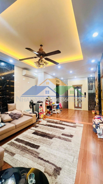 Bán nhà tây hồ gần lotte –lô góc  - ô tô - thang máy tặng nội thất 78m 5 tầng 16.7 tỷ