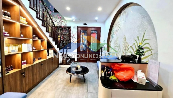 Kim mã 67m x6 tầng thang máy 17,8 tỷ ngõ thông,kinh doanh,full nội thất,gần phố