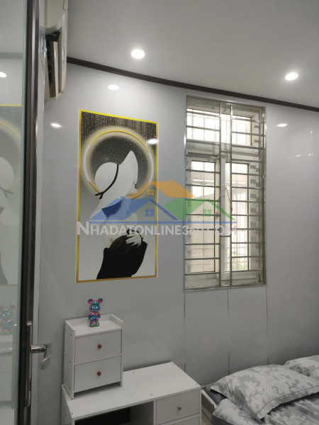 Bán gấp giá rẻ căn hộ khép kín văn hương 55m, tầng 6, mặt...