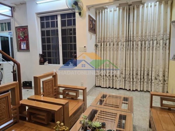 ♪ nhà 30m ra mt nguyễn hoàng, ô tô đậu 10m, 37m2, 2 tầng, 3.55 tỷ