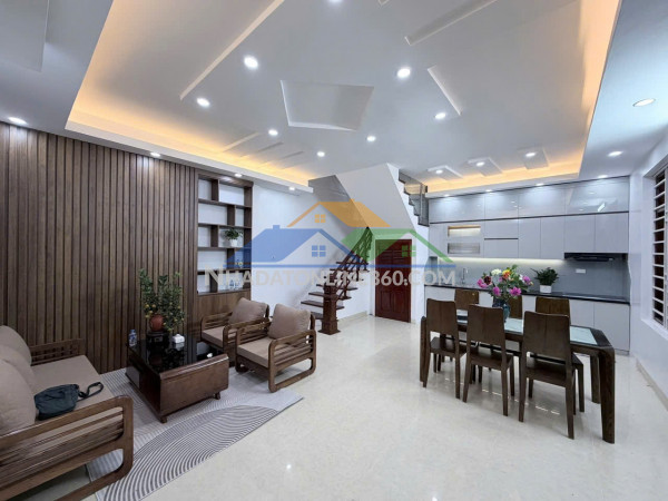 Siêu phẩm siêu hiêm phân lô tây hồ – nhà dân xây - lô góc – 100m ra hồ tây- võng thị 55m, 5 t, nhỉnh 16 tỷ