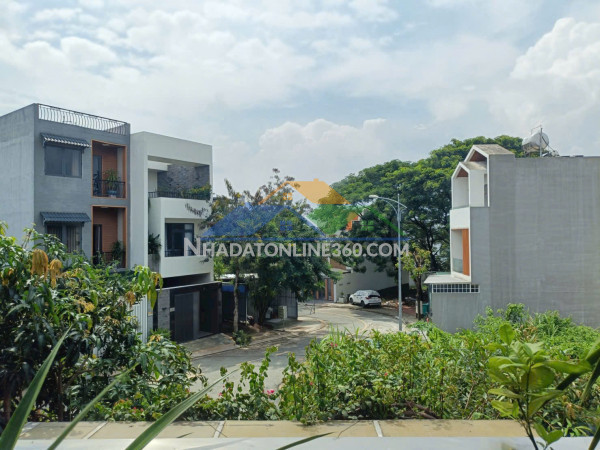 Siêu phẩm mặt tiền d1 - kinh doanh đỉnh cao - thang máy hiện đại - ngay trung tâm dĩ an