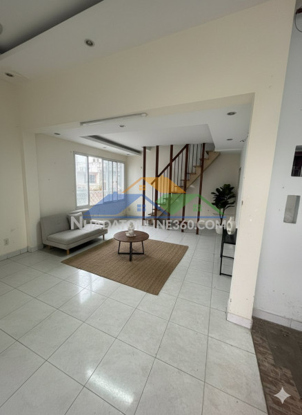 Tân quý  hxh ngủ nhà cách mặt tiền vài bước – ngang 6.3m  nở hậu 2 tầng  chỉ 4.x