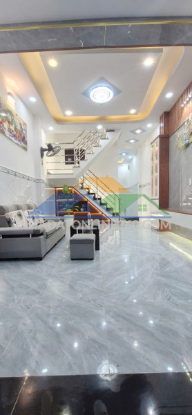 Nhà 2 tầng hxh đường âu dương lân p3q8 (p.chánh hưng). giá: 6.78 tỷ