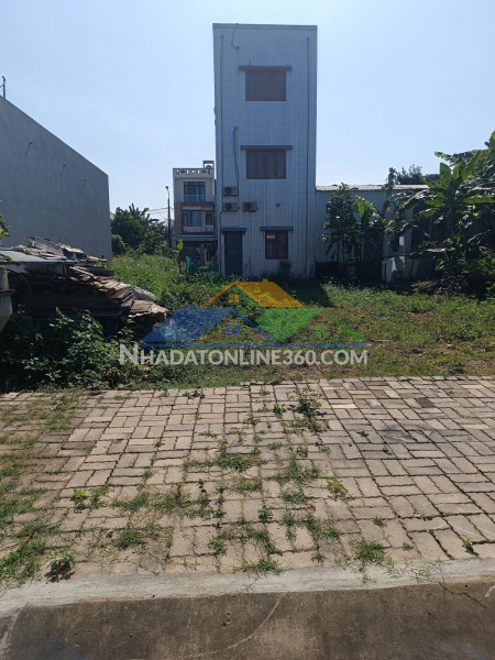 Bán đất bầu cầu 26 đường 5,5m diện tích 93m2 giá 4,45 tỷ, gần chợ trường học