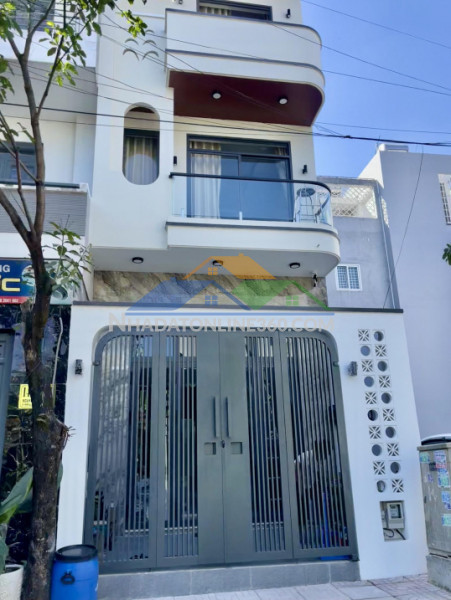 Bán ngôi nhà 77m2 có cấu tạo sẵn ngay chợ long trường gần đông không giảm long, hẻm xe tải, giá nhỉnh 4 tỷ