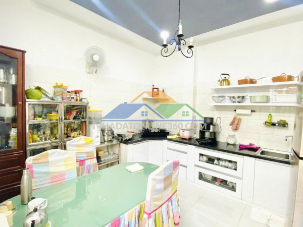 Sôc - nhà mới - chính chủ - bình thạnh - 2 tầng  - 3pn lớn - tặng full nội thất - 4.5 x 17 - giá 6.8 tỷ - tl