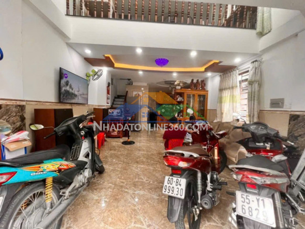 Bán nhà hẻm 133 ni sư huỳnh liên, p10, tân bình; 4x14m; 5 tầng