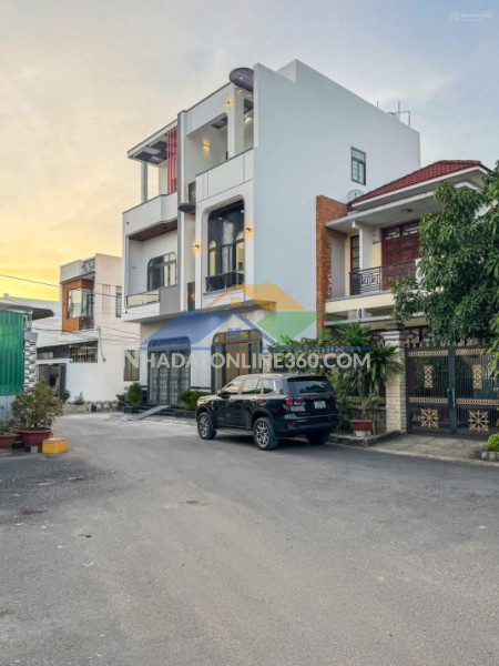 Nhà ngang 5.3m hiếm khu phước bình - dt lớn 95m2 - 4 phòng ngủ rộng