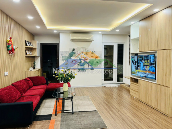 Chính chủ cho thuê căn hộ view chính diện sông đuống và cầu...