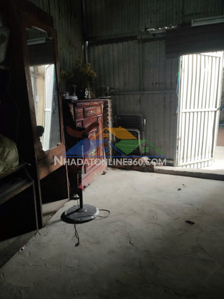 Bán gấp giá rẻ giải phóng 32m, 1.5 tầng, mặt tiền 4.5m, 780 triệu, hoàng mai.