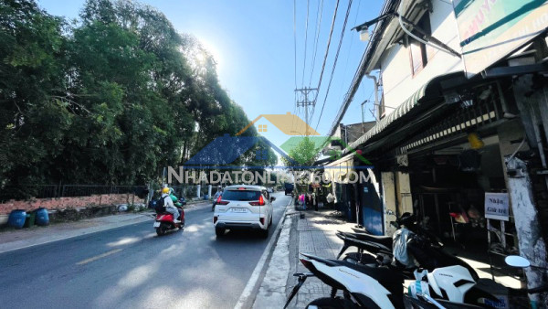 Mặt tiền võ văn ngân vị trí vip, 240m², vỉa hè 5m, chỉ 36.5 tỷ, thấp hơn giá khu vực ~40%