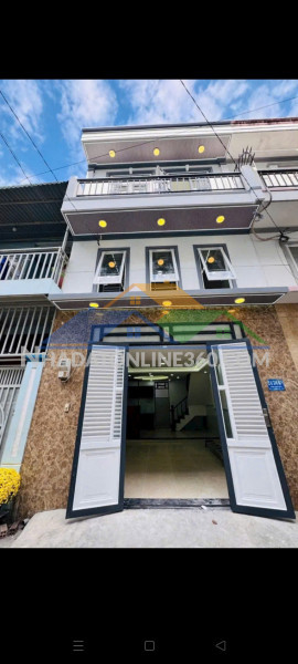 Bán nhà thạnh lộc 47 quận 12 chỉ 4,6 tỷ tới 51m2, 3 tầng, hẻm xe hơi né, tiện ích xung quanh không thiếu gì