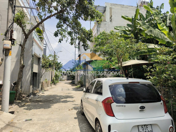 Chính chủ bán nhà bưng ông thoàn 137m2 sàn hoàn công - hẻm nhựa...