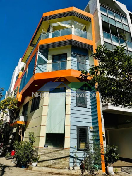 Bán nhà khu vip tân sơn nhì căn góc 2 mặt hẻm 6m 4 tầng 54m² nở hậu không lg chỉ 8.x