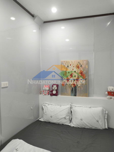 Bán gấp giá rẻ minh khai 42m/52m, 6 tầng, mặt tiền 1.4m/4.6m, 12.9 tỷ.