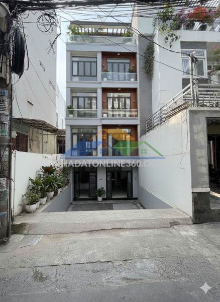 Bán đất - ngay trung tâm bình thạnh - nguyễn văn đậu - mt 8m - siêu hiếm giá 12.6 tỷ - 4 x 18 - xây dựng 5 tầng ngon